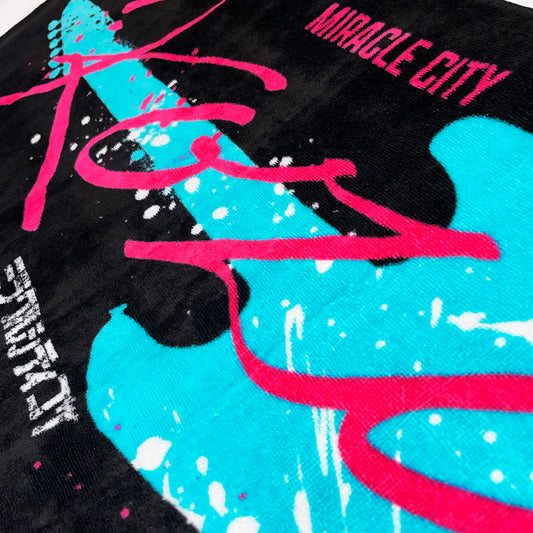 X十™️ × 映画「ミラクルシティコザ」タオル