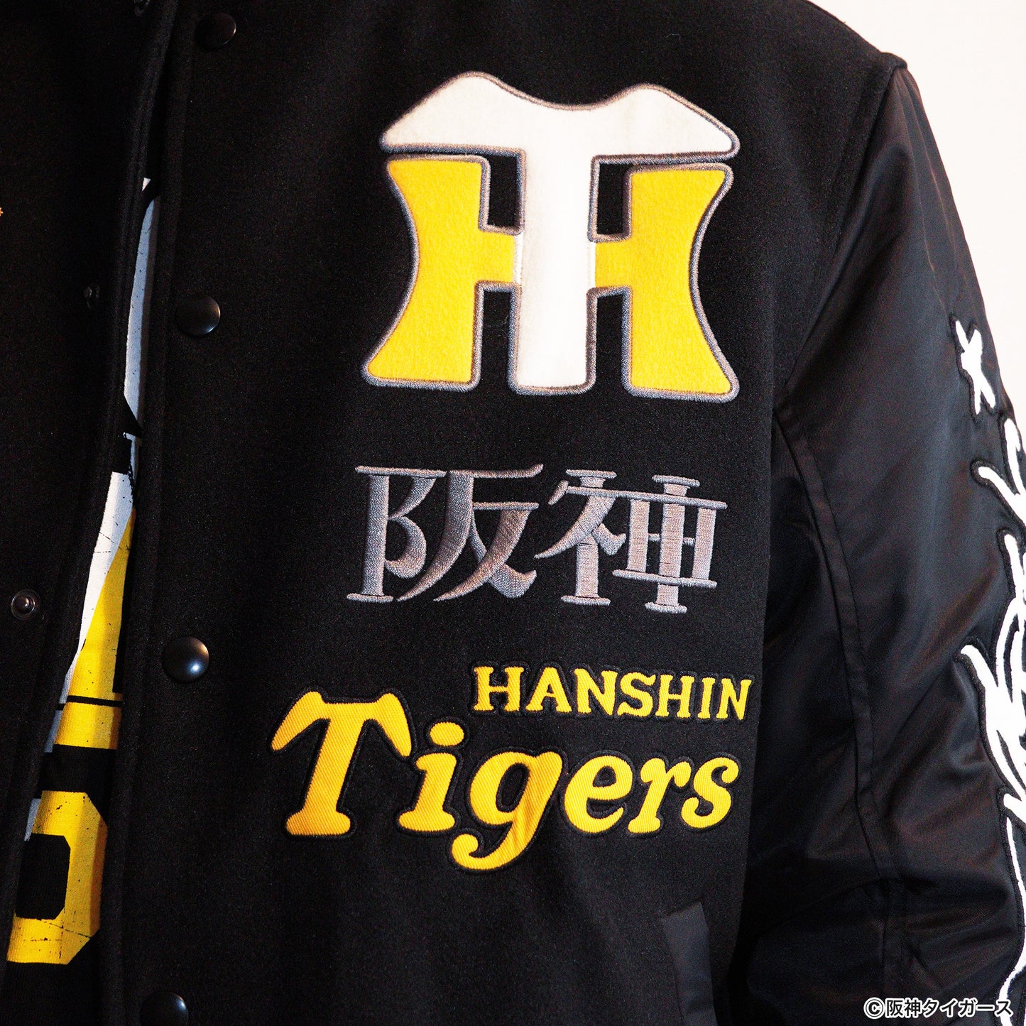 【限定50着】阪神タイガース×TENPLUS "JERA セ・リーグ優勝記念スタジャン"