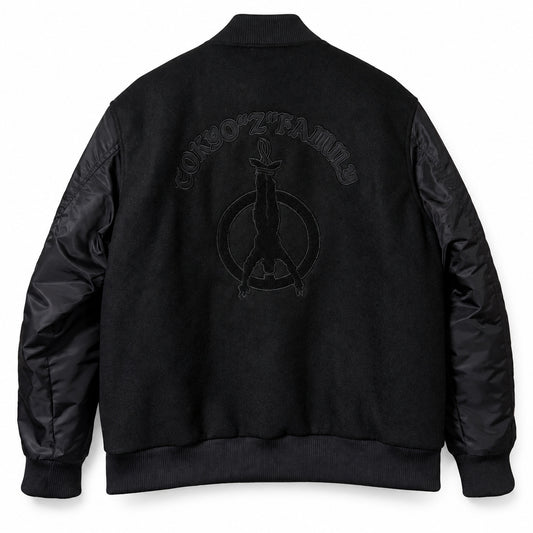 ZINGI × TENPLUS ブラックスタジャン 背面 ハンガーなし