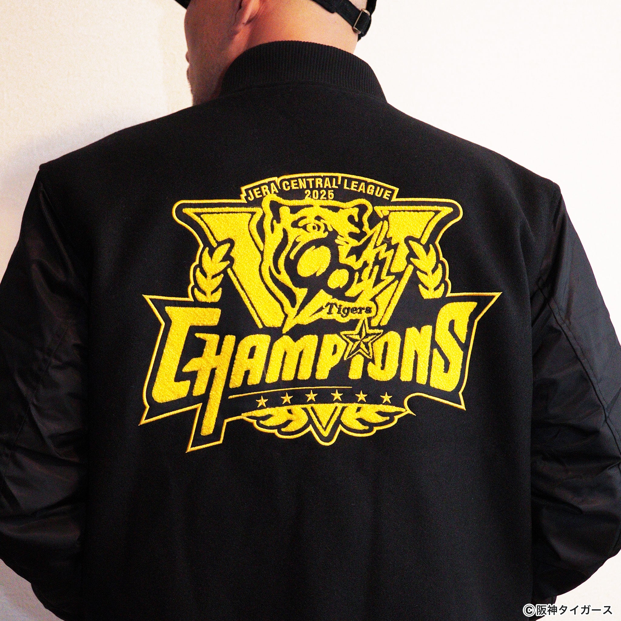 Tigers阪神タイガース テーラードジャケット 紺ブレ金ボタン2003総柄XL 限定50着】阪神タイガース×TENPLUS 